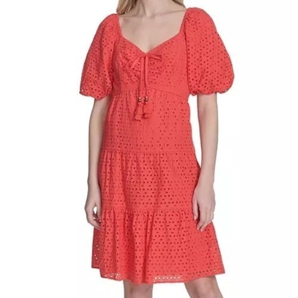 Vince Camuto V Neck Short Puff Sleeve Eyelet Poppy Fit & Flare Dress‎ Womens 8